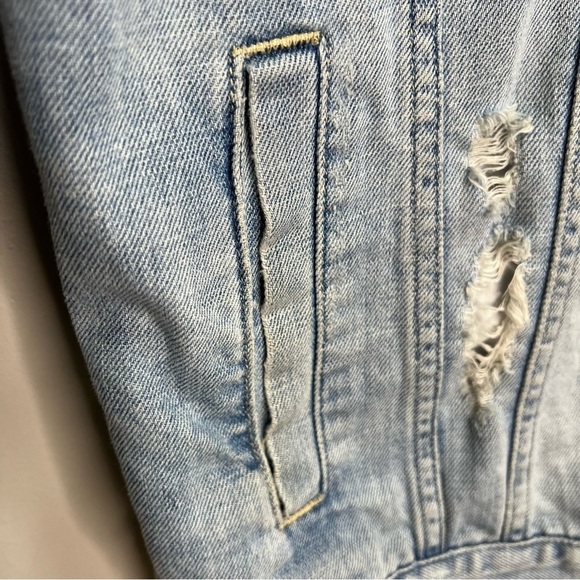 Vintage Guess Distressed Denim Jean Jacket Size Large - Picture 7 of 13
